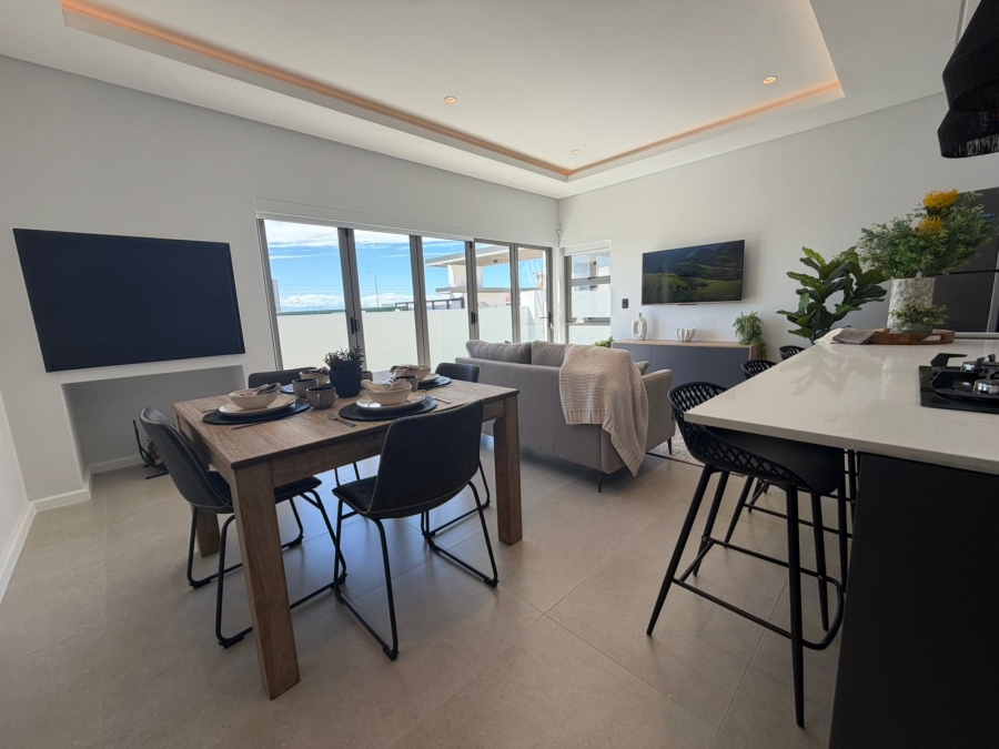 3 Bedroom Property for Sale in Heiderand Western Cape